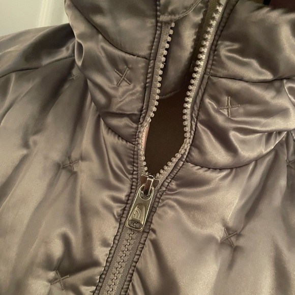 North Face: girls silver jacket size 18 - Picture 3 of 5
